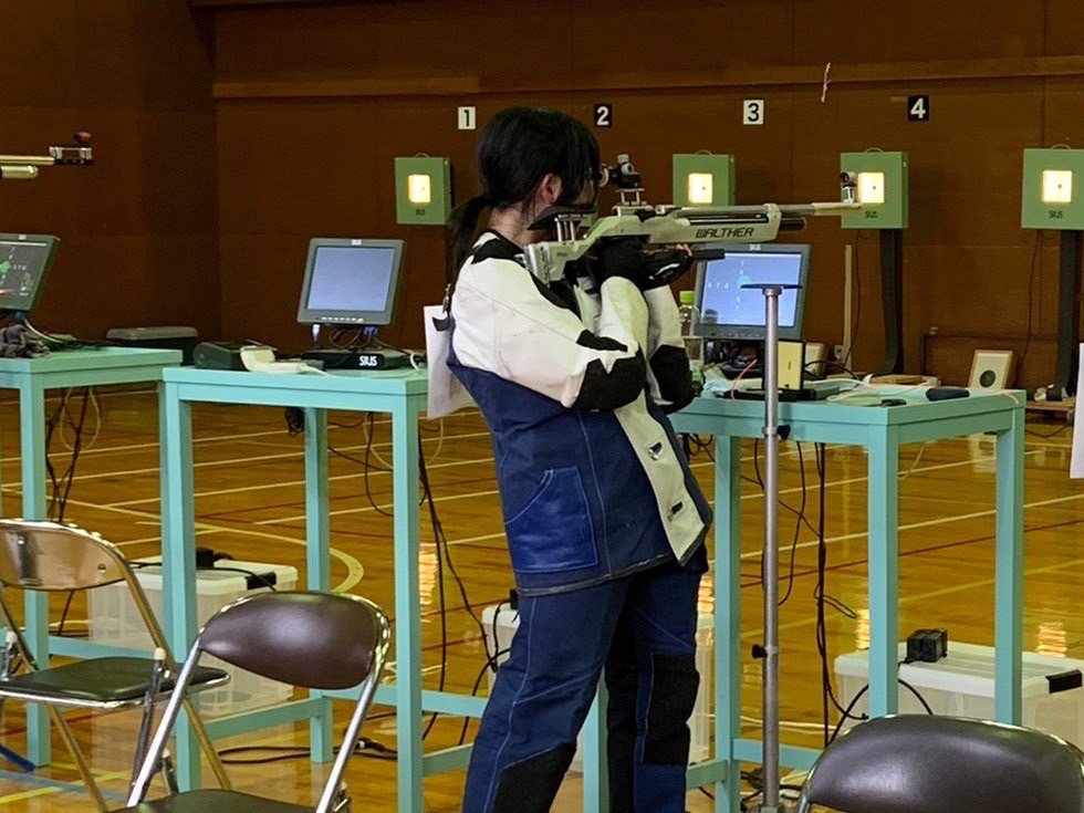 射撃部国体予選02横.jpg